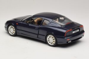 Maserati 3200 GT Modrá Bburago 1:18 3371-P1 Kov – obrázok 7 z 8