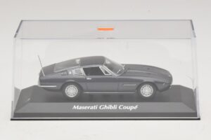 Maserati Ghibli Hnedá Metalíza Maxichamps 1:43 940123320 Diecast – obrázok 4 z 5