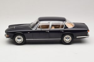 Maserati Quattroporte I Tmavo Modrá KK-Scale 1:18 KKDC181513 Kov – obrázok 3 z 6