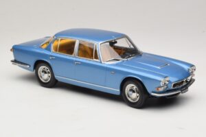 Maserati Quattroporte I Svetlo Modrá Metalíza KK-Scale 1:18 KKDC181514 Kov – obrázok 4 z 6