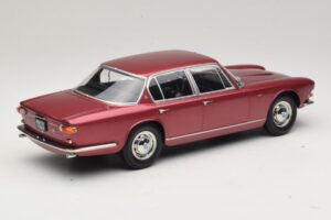 Maserati Quattroporte I Červená Metalíza KK-Scale 1:18 KKDC181512 Kov – obrázok 2 z 6