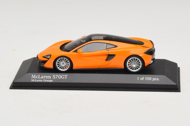 McLaren 570GT Oranžový Minichamps 1:43 537154521 Kov