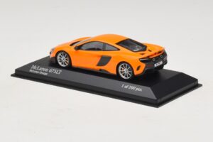 McLaren 675LT Oranžový Minichamps 1:43 537154421 Diecast – obrázok 3 z 5