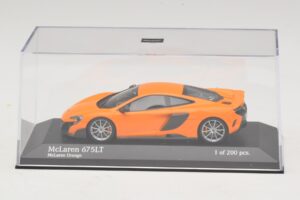 McLaren 675LT Oranžový Minichamps 1:43 537154421 Diecast – obrázok 4 z 5