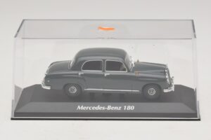 Mercedes 180 W120 Šedý Maxichamps 1:43 940033100 Kov – obrázok 4 z 5