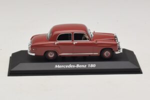 Mercedes 180 W120 Červený Maxichamps 1:43 940033101 Diecast