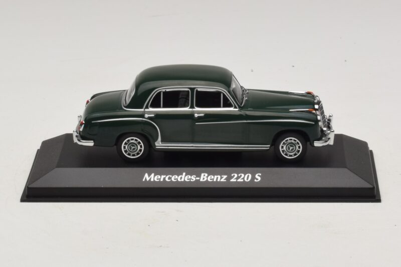 Mercedes 220 S W180 Tmavozelený Maxichamps 1:43 940033001 Diecast