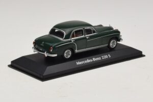 Mercedes 220 S W180 Tmavozelený Maxichamps 1:43 940033001 Diecast – obrázok 2 z 5