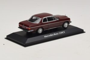 Mercedes 230 CE C123 Červený Maxichamps 1:43 940032221 Diecast – obrázok 2 z 5