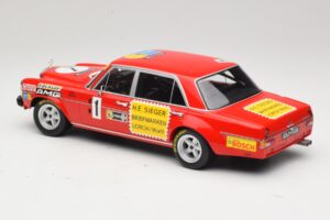 Mercedes 300 SEL 6.8 #1 H. Heyer / Betzler 24 Hours of Nurburgring 1972 Minichamps 1:18 155723401 Diecast – obrázok 5 z 6