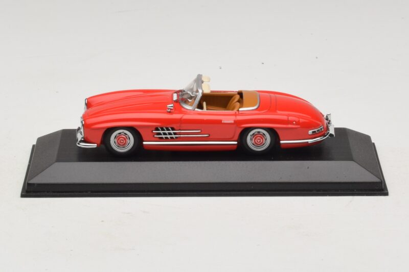 Mercedes 300 SL W198 Červený S Hnedým Interiérom Minichamps 1:43 MB009 Diecast