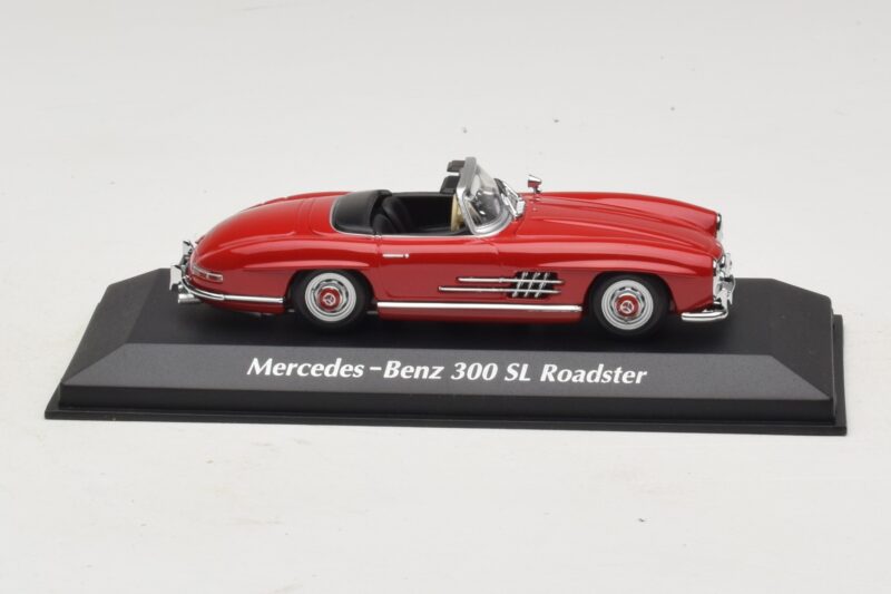 Mercedes 300 SL W198 Roadster Červený Maxichamps 1:43 940039031 Diecast