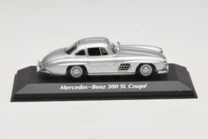 Mercedes 300 SL W198 Strieborný Maxichamps 1:43 940039000 Diecast