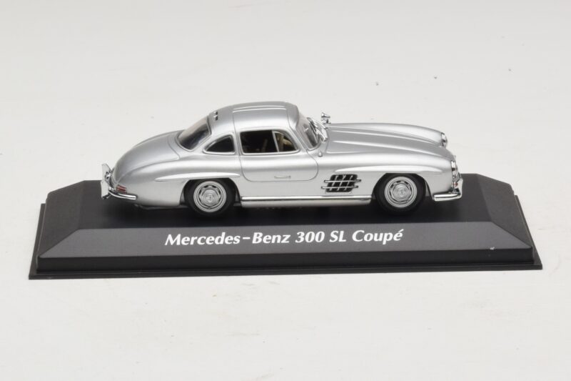 Mercedes 300 SL W198 Strieborný Maxichamps 1:43 940039000 Diecast