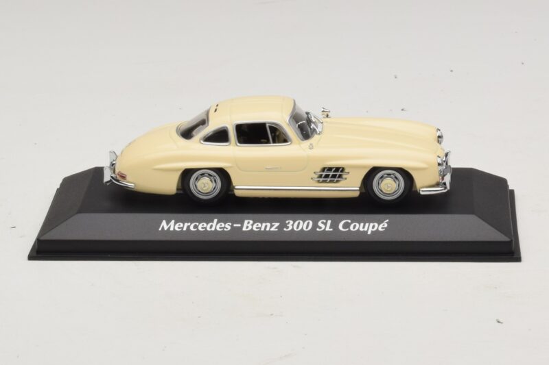 Mercedes 300 SL W198 Biely Maxichamps 1:43 940039002 Diecast