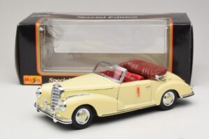 Mercedes 300S Krémový Maisto 1:18 31806 Kov – obrázok 8 z 8