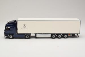 Mercedes Actros 1044 Modrá Minichamps 1:43 B66000604 Kov – obrázok 3 z 7