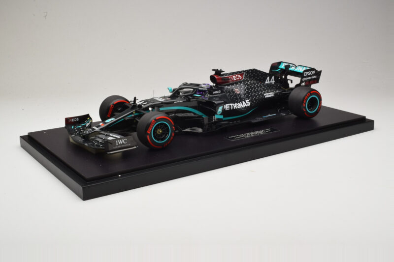 Mercedes AMG Petronas F1 W11 EQ Performance #44 L. Hamilton 91st Win Eifel GP 2020 Limitovaná Edícia 1 z 200 Bez Vonkajšej Šk