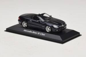 Mercedes SL R230 Modrá Metalíza Maxichamps 1:43 940037531 Kov – obrázok 3 z 5