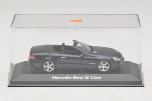 Mercedes SL R230 Modrá Metalíza Maxichamps 1:43 940037531 Kov – obrázok 4 z 5