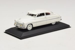 Mercury Monterey Biela Minichamps 1:43 400082401 Kov – obrázok 2 z 5