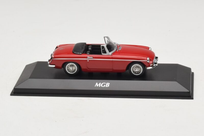 MG MGB Mk1 Červený Maxichamps 1:43 940131030 Diecast