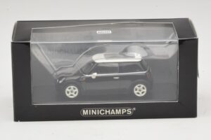 Mini Cooper S R53 Čierny S Panoramatickou Strechou Minichamps 1:43 MINI022 Kov – obrázok 4 z 4