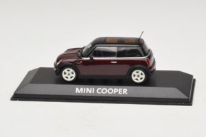 Mini Cooper S R53 Tmavočervený S Čiernou Strechou Minichamps 1:43 MINI028 Diecast