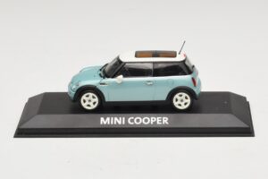 Mini Cooper S R53 Svetlomodrý Metalický S Panoramatickou Strechou Minichamps 1:43 MINI018 Diecast