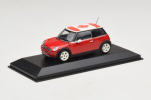 Mini Cooper S R53 Červený S Kanadskou Vlajkou Minichamps 1:43 MINI017 Diecast – obrázok 2 z 5
