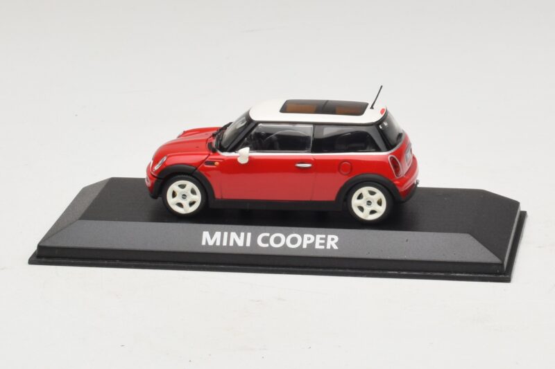 Mini Cooper S R53 Červený S Panoramatickou Strechou Minichamps 1:43 MINI024 Diecast