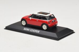 Mini Cooper S R53 Červený S Panoramatickou Strechou Minichamps 1:43 MINI024 Diecast – obrázok 3 z 5