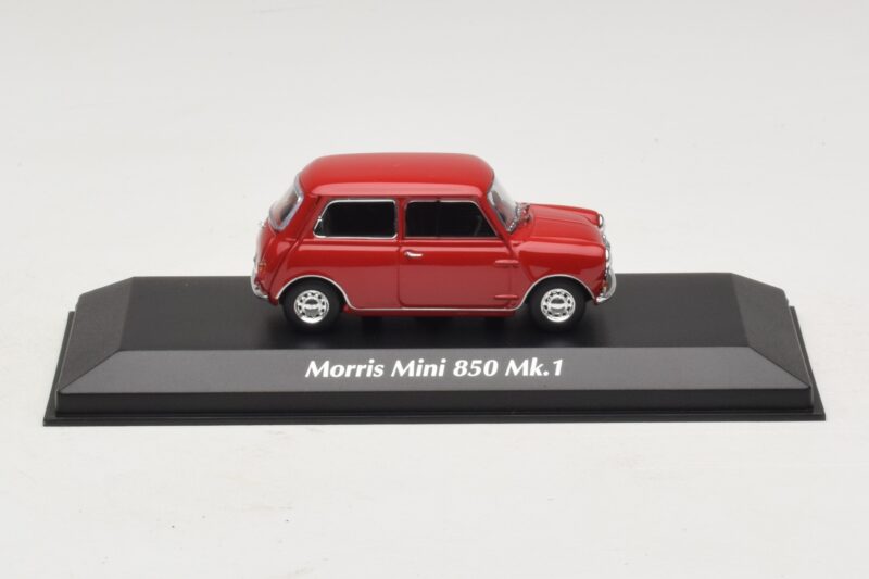 Morris Mini 850 Mk1 Červený Maxichamps 1:43 Morris Mini 850 Mk1 Červený Maxichamps 1:43 940138600 Kov