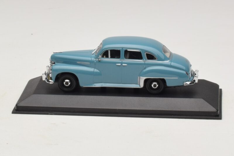 Opel Kapitän Modrý Minichamps 1:43 430043308 Kov
