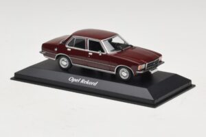 Opel Rekord D Tmavočervený Maxichamps 1:43 940044000 Diecast – obrázok 3 z 5