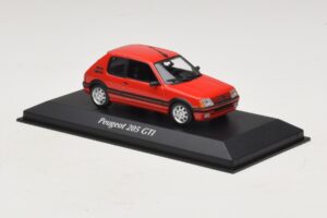 Peugeot 205 GTi Červený Maxichamps 1:43 940112300 Diecast – obrázok 3 z 5