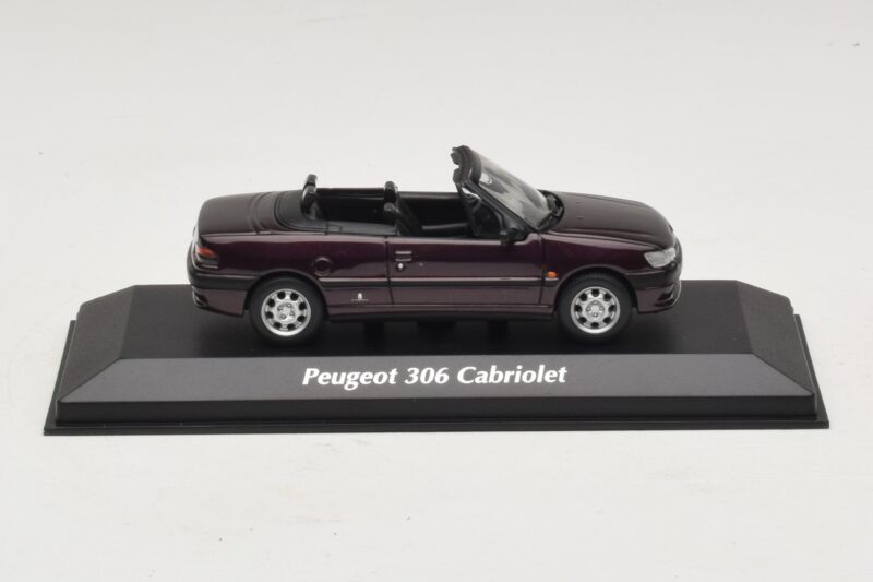 Peugeot 306 Kabriolet Fialová Metalíza Maxichamps 1:43 940112834 Kov