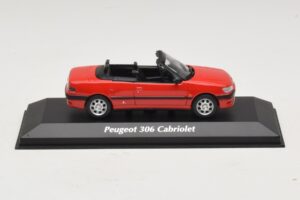 Peugeot 306 Kabriolet Červený Maxichamps 1:43 940112830 Diecast