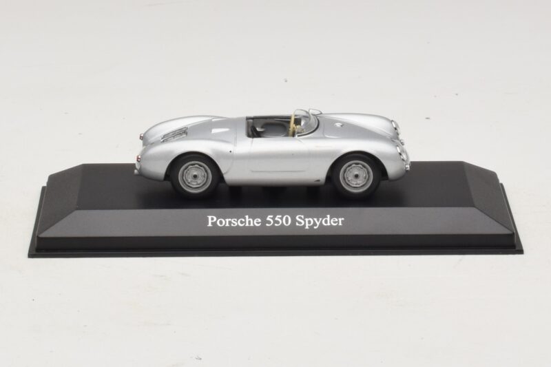 Porsche 550 Spyder Strieborný Maxichamps 1:43 940066030 Kov