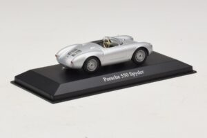 Porsche 550 Spyder Strieborný Maxichamps 1:43 940066030 Kov – obrázok 2 z 5