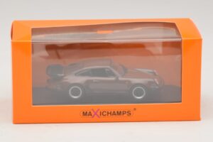 Porsche 911 930 Turbo 3.3 Hnedý Maxichamps 1:43 940069001 Kov – obrázok 5 z 5