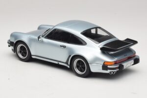 Porsche 911 930 Turbo 3.3 Strieborný KK-Scale 1:18 KKDC181444 Kov – obrázok 5 z 6
