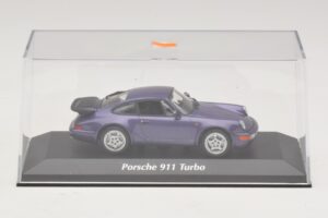 Porsche 911 964 Turbo Fialová Metalíza Maxichamps 1:43 940069100 Kov – obrázok 4 z 5