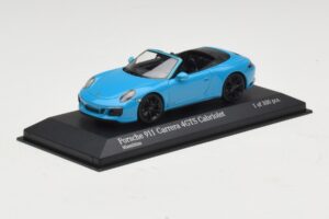 Porsche 911 991.1 Carrera 4 GTS Kabriolet Modrý Minichamps 1:43 410067332 Kov – obrázok 2 z 5