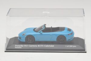Porsche 911 991.1 Carrera 4 GTS Kabriolet Modrý Minichamps 1:43 410067332 Kov – obrázok 4 z 5