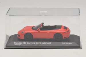Porsche 911 991.1 Carrera 4 GTS Kabriolet Oranžový Minichamps 1:43 410067331 Kov – obrázok 4 z 5