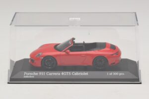 Porsche 911 991.1 Carrera 4 GTS Kabriolet Červený Minichamps 1:43 410067330 Kov – obrázok 4 z 5