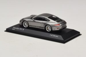 Porsche 911 991.1 R Strieborný Minichamps 1:43 410066224 Diecast – obrázok 3 z 5