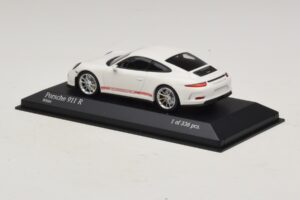 Porsche 911 991.1 R Biely Minichamps 1:43 410066221 Kov – obrázok 3 z 5