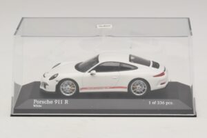 Porsche 911 991.1 R Biely Minichamps 1:43 410066221 Kov – obrázok 4 z 5